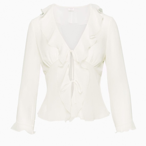Wilfred Frenchy Blouse size medium in White- Aritzia - Picture 8 of 14